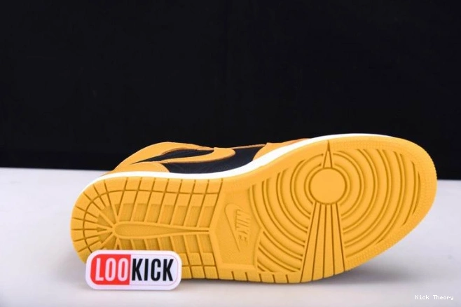 Kicked Out Shoe Store 555088-701 1 OG High Retro Air Pollen Jordan 0814